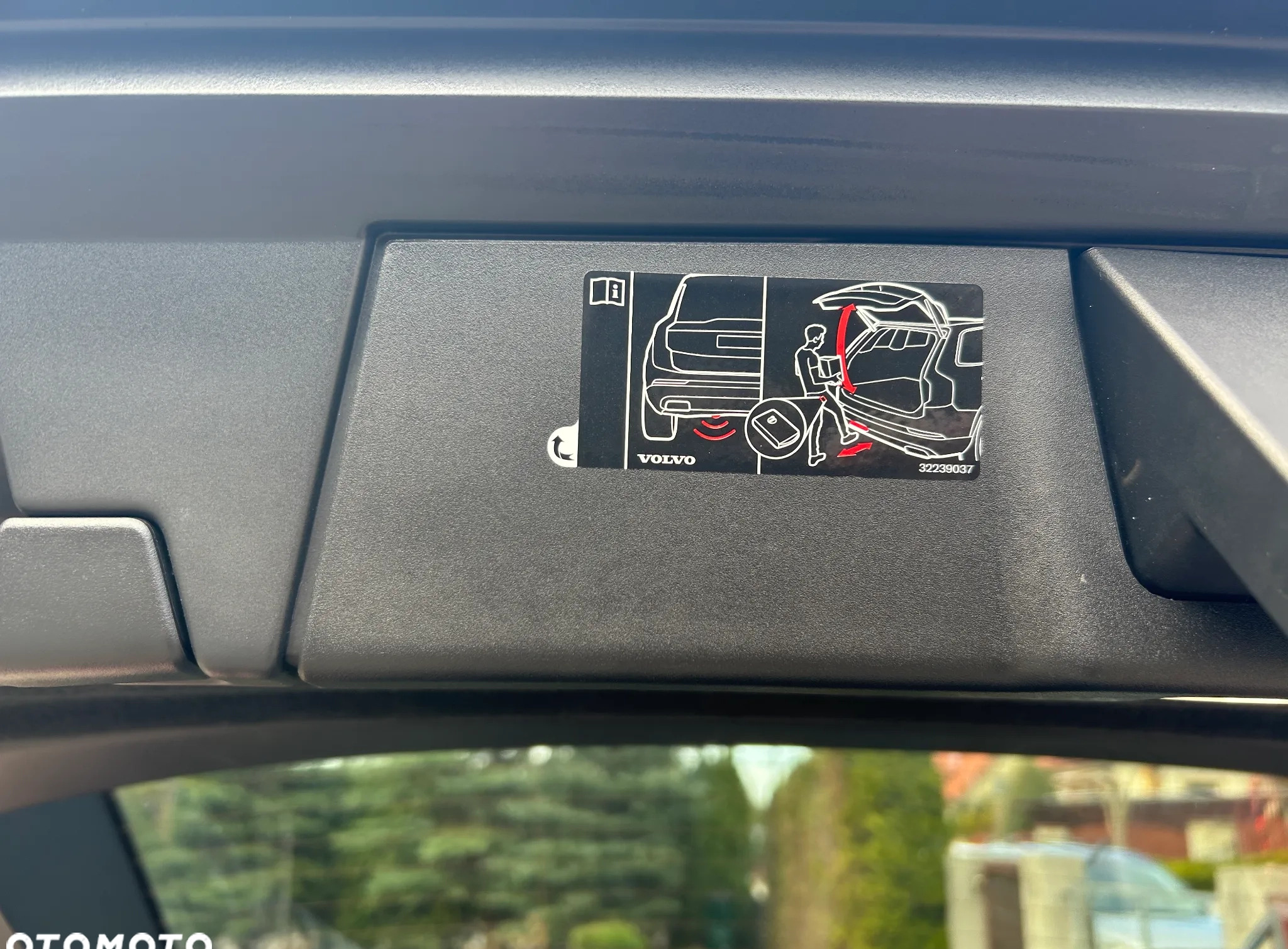 Volvo V90 Cross Country cena 142677 przebieg: 160000, rok produkcji 2019 z Kielce małe 596